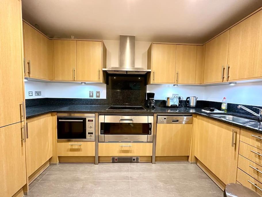 Stunning 2 Bed Thames River View - Central Londen Buitenkant foto