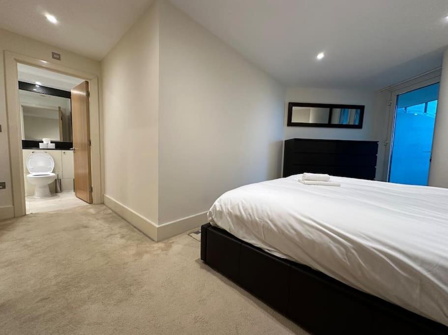 Stunning 2 Bed Thames River View - Central Londen Buitenkant foto