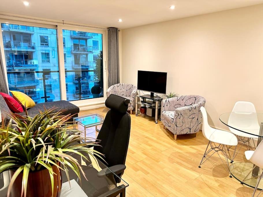 Stunning 2 Bed Thames River View - Central Londen Buitenkant foto